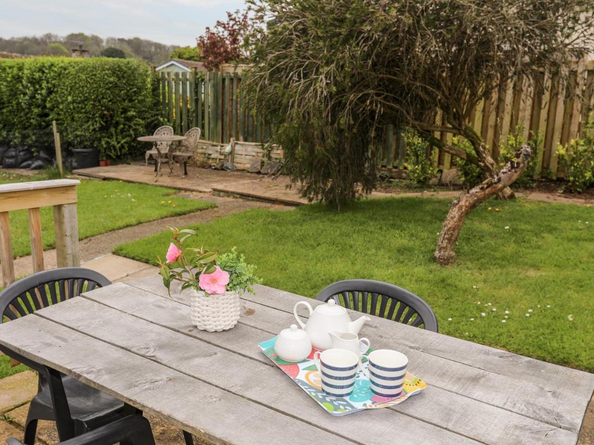 Ty Bedw Villa Benllech Exterior photo
